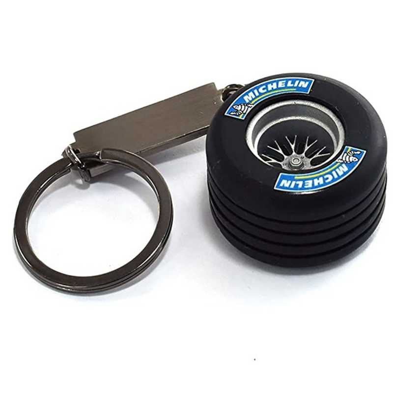 ميدالية مفاتيح شكل إطار عجلة سيارة