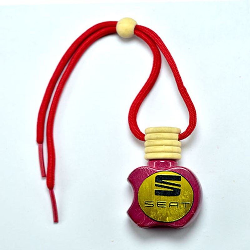 فواحة ومعطر سيارة تعبأ بالعطر المفضل لديك -متوافقة مع   سيات SEAT -احمر - مع هدية 3 علب معطرات ورد وفل وياسمين