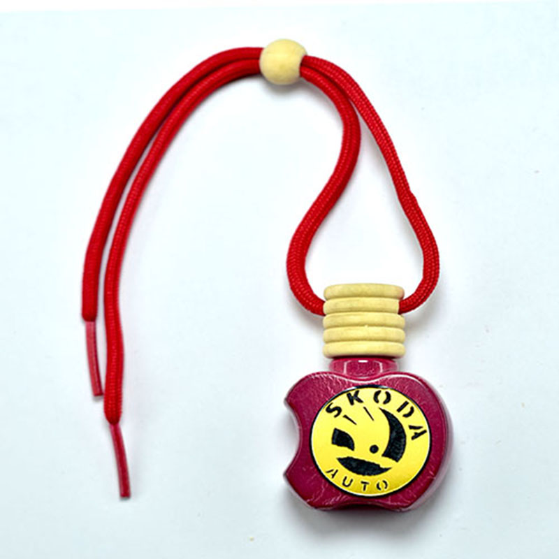 فواحة ومعطر سيارة تعبأ بالعطر المفضل لديك -متوافقة مع  سكودا Skoda -احمر - مع هدية 3 علب معطرات ورد وفل وياسمين