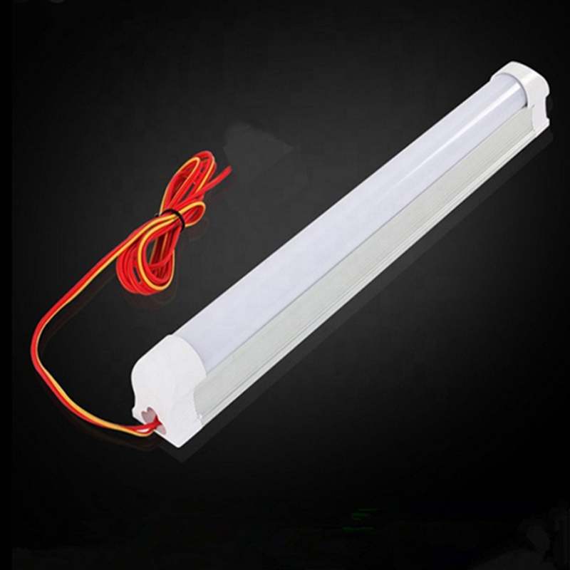 كشاف ليد للسيارات والمكاتب والمنازل - الومنيوم 21 ليد - 12 فولت - مقاس 31 سم فى 3 سم - لون الاضاءة احمر روز