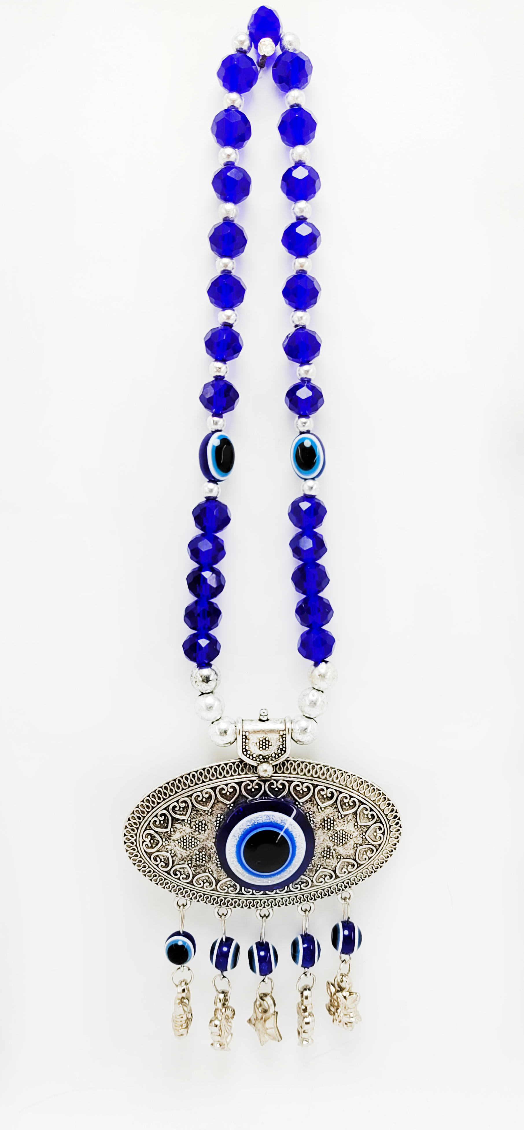 دلاية علاقة سبحة خرز عين ازرق فى سلفر للسيارة والمكتب والمنزل - معدن مع دلايات متعددة ومتنوعة الاشكال- كود 6262 -