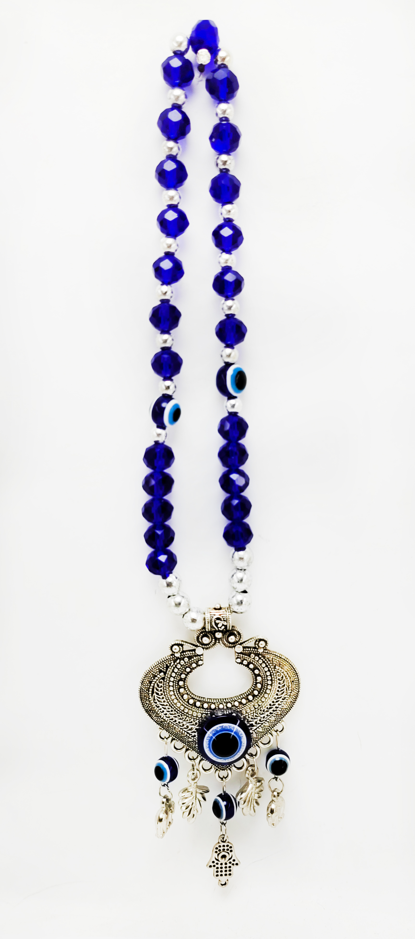 دلاية علاقة سبحة خرز عين ازرق فى سلفر للسيارة والمكتب والمنزل - معدن مع دلايات متعددة ومتنوعة الاشكال- كود 6263