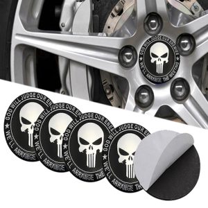 طقم غطاء محور اطارات السيارة لصق مقاس 56 ملم، أغطية مقاومة للغبار والصدأ والماء، ملحقات لاصقة لتزيين جنط العجلة - متوافق مع جمجمة اسود فى فضى