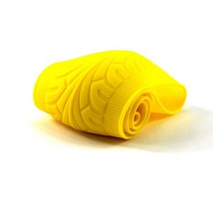 غطاء طارة دركسيون عجلة القيادة ، كفر وجراب سيليكون مطاط مرن ، مضاد للانزلاق، ذات ملمس ناعم ومريح ، مناسب لكل السيارات ، مضلع ، لون اصفر