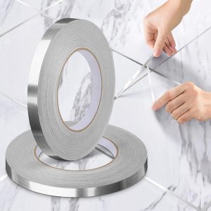 ستيكر لاصق ذاتي اللصق لديكور المنزل شريط لتزيين لفواصل البلاط وديكور السيراميك ارضية الغرف قطعة واحدة مقاس 2 سم × 50 متر لون فضى لامع