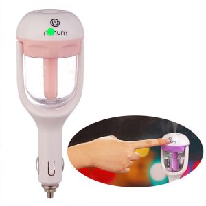 معطر السيارة مرطب هواء للسيارة بخاصية اطلاق الروائح ، فواحة ومعطر جو سيارة الإلكترونية، معطر ، تعمل على منفذ الولاعة بالسيارة ، يعبأ بالعطر المفضل لديك - لون بينك