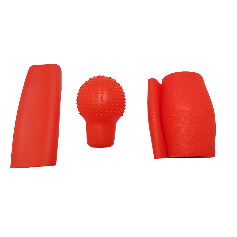 مجموعة انيقة وعملية من أغطية السيليكون لعجلة قيادة سيارتك ومقبض فرامل اليد ومقبض ناقل الحركة( لون احمر ، كود :9513)